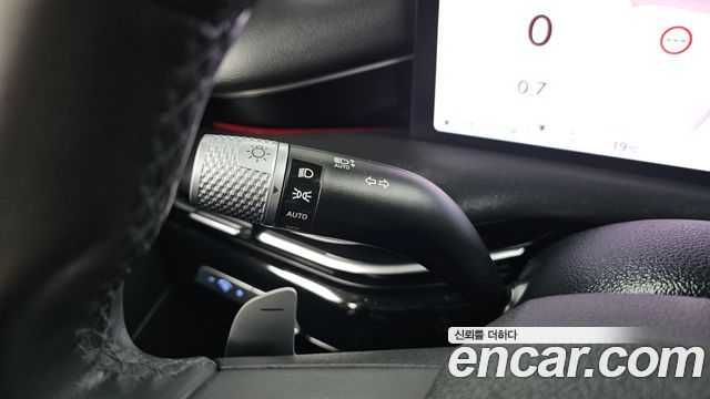 Genesis G80 (RG3) Gasoline 2.5 Turbo AWD 2025 — фото 28