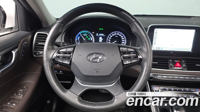 Hyundai Grandeur Hybrid (IG) Exclusive 2019 — фото 17