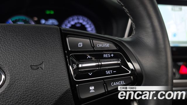 Hyundai Grandeur Hybrid (IG) Exclusive 2019 — фото 19