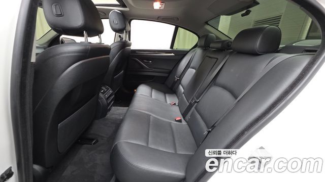 BMW 5 Series (F10) 520d M Aero Dynamic 2016 — фото 12
