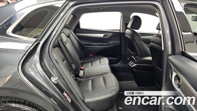 Hyundai Grandeur (IG) 2.5 Premium 2023 — фото 16
