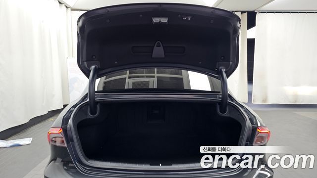 Hyundai Grandeur (IG) 2.5 Premium 2023 — фото 24