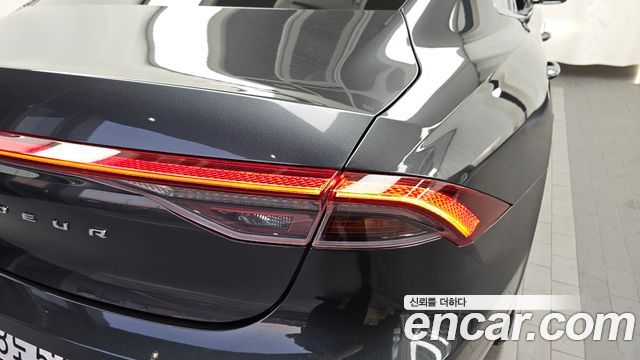 Hyundai Grandeur (IG) 2.5 Premium 2023 — фото 29