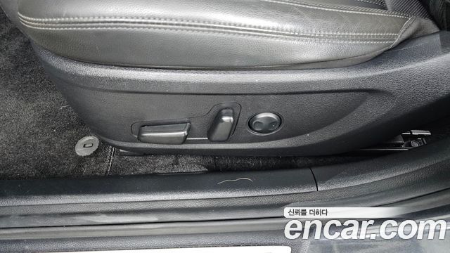 Hyundai Grandeur (IG) 2.5 Premium 2023 — фото 39