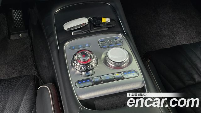 Genesis G90 (RS4) Gasoline 3.5 Turbo AWD 2022 — фото 9