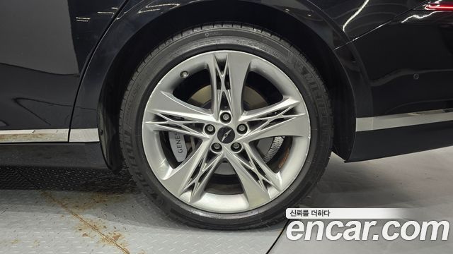 Genesis G90 (RS4) Gasoline 3.5 Turbo AWD 2022 — фото 21