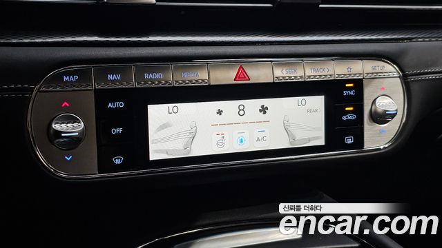 Genesis G90 (RS4) Gasoline 3.5 Turbo AWD 2023 — фото 19