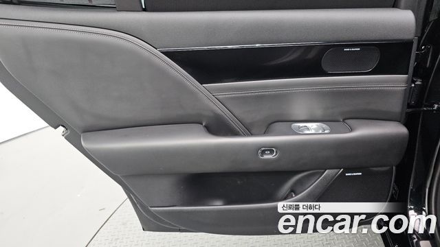 Genesis G90 (RS4) Gasoline 3.5 Turbo AWD 2023 — фото 25