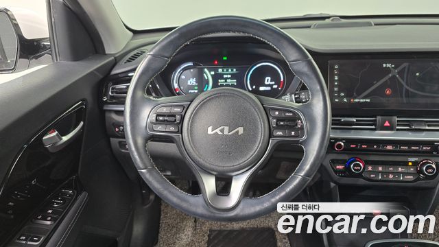 Kia Niro EV Prestige 2022 — фото 13