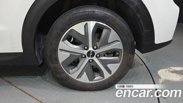 Kia Niro EV Prestige 2022 — фото 21