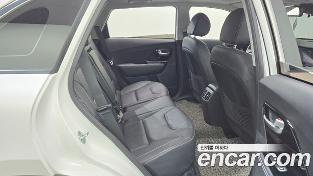 Kia Niro EV Prestige 2022 — фото 27