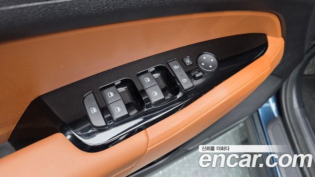 Kia Sportage Hybrid (V) Nobleless 2WD 2024 — фото 18