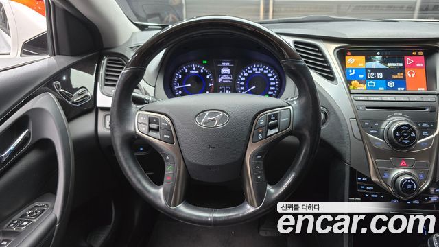 Hyundai Grandeur (HG) HG240 Luxury 2012 — фото 13