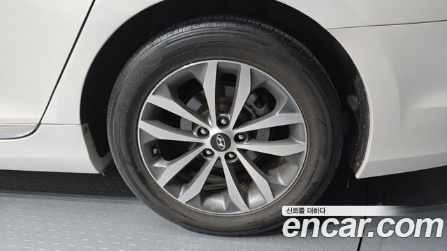 Hyundai Grandeur (HG) HG240 Luxury 2012 — фото 21