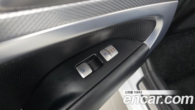 Genesis G70 Gasoline 2.0T 2WD 2021 — фото 19
