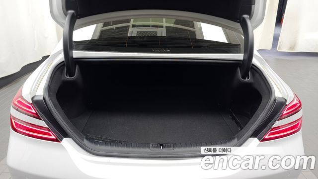 Genesis G70 Gasoline 2.0T 2WD 2021 — фото 20