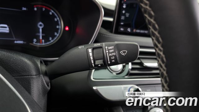Genesis G70 Gasoline 2.0T 2WD 2021 — фото 28