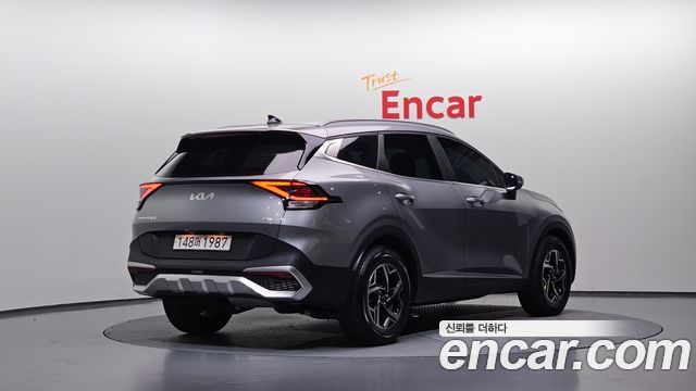 Kia Sportage (V) Diesel 2.0 4WD Prestige 2023 — фото 2