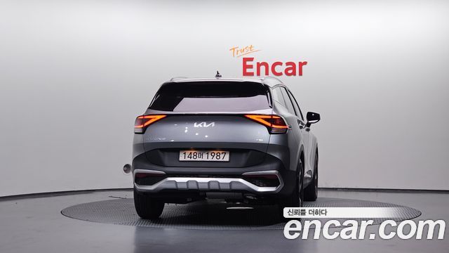 Kia Sportage (V) Diesel 2.0 4WD Prestige 2023 — фото 4