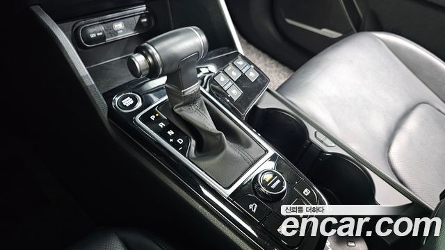 Kia Sportage (V) Diesel 2.0 4WD Prestige 2023 — фото 9