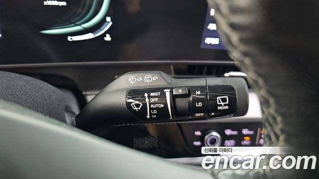 Kia Sportage (V) Diesel 2.0 4WD Prestige 2023 — фото 19