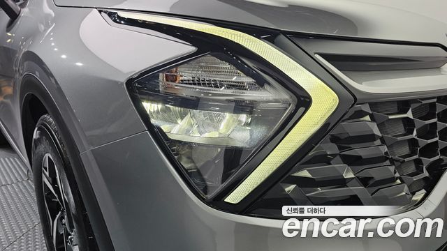 Kia Sportage (V) Diesel 2.0 4WD Prestige 2023 — фото 22