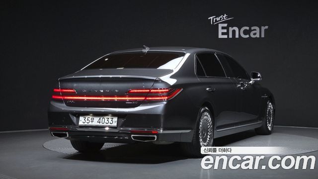 Genesis G90 5.0 AWD Limousine Prestige 2019 — фото 2