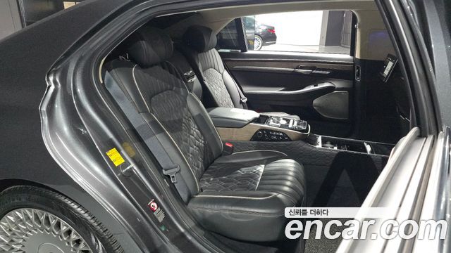 Genesis G90 5.0 AWD Limousine Prestige 2019 — фото 11