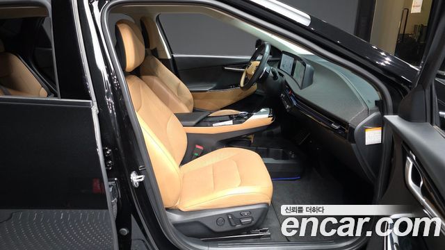 Kia EV6 Long Range Earth 2023 — фото 11