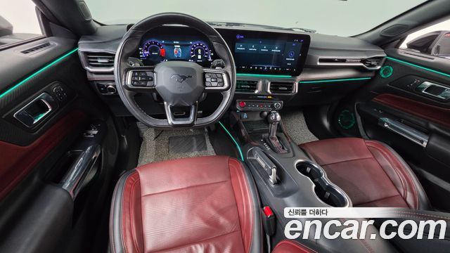 Ford Mustang (VII) 2.3 EcoBoost Premium Coupe 2024 — фото 7