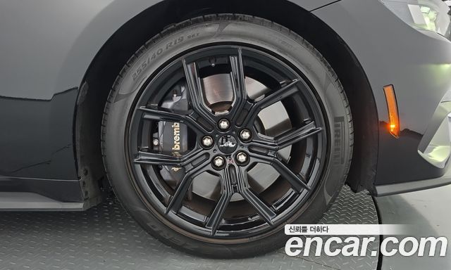 Ford Mustang (VII) 2.3 EcoBoost Premium Coupe 2024 — фото 21