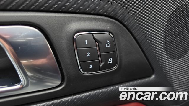 Ford Mustang (VII) 2.3 EcoBoost Premium Coupe 2024 — фото 29