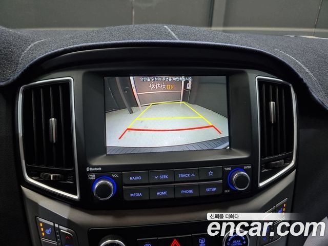 Hyundai Grand Starex Camper LPi 2020 — фото 15