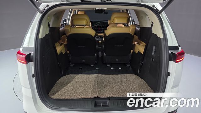 Kia Carnival (IV) Gasoline 7-Seater Signature 2023 — фото 17