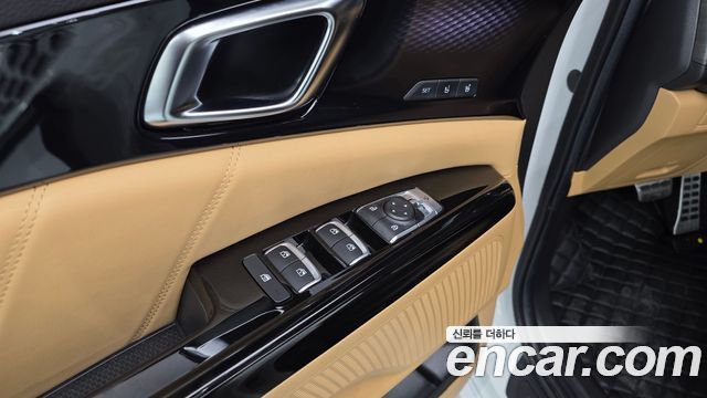 Kia Carnival (IV) Gasoline 7-Seater Signature 2023 — фото 20