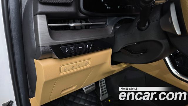 Kia Carnival (IV) Gasoline 7-Seater Signature 2023 — фото 28