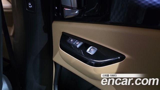 Kia Carnival (IV) Gasoline 7-Seater Signature 2023 — фото 30