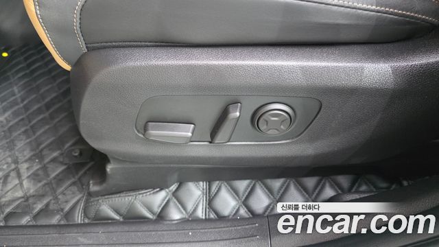 Kia Carnival (IV) Gasoline 7-Seater Signature 2023 — фото 35