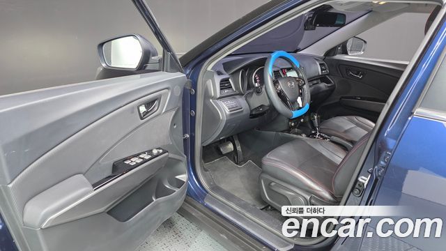 KG Mobility (SsangYong) Tivoli Air Diesel IX 2WD 2018 — фото 10
