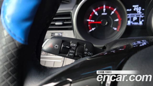 KG Mobility (SsangYong) Tivoli Air Diesel IX 2WD 2018 — фото 28