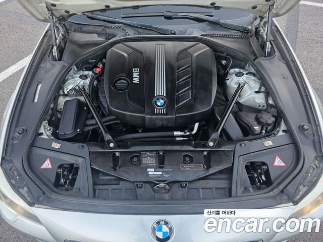 BMW 5 Series (F10) 520d 2011 — фото 6