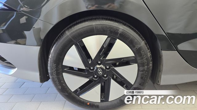 Hyundai Ioniq 6 Long Range AWD Exclusive 2023 — фото 5