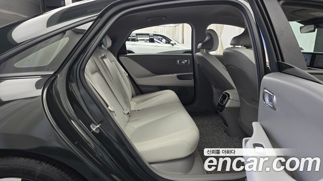 Hyundai Ioniq 6 Long Range AWD Exclusive 2023 — фото 11