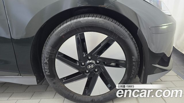 Hyundai Ioniq 6 Long Range AWD Exclusive 2023 — фото 21
