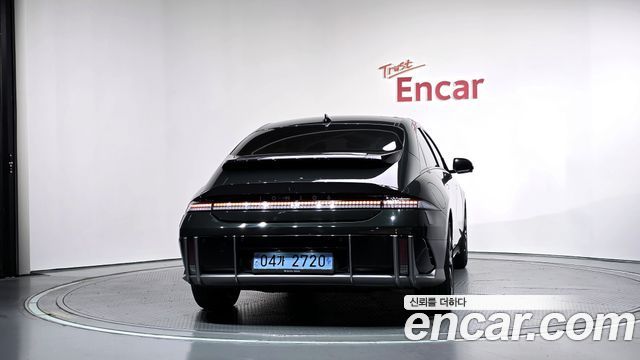 Hyundai Ioniq 6 Long Range Exclusive + 2023 — фото 4