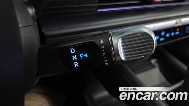 Hyundai Ioniq 6 Long Range Exclusive + 2023 — фото 9