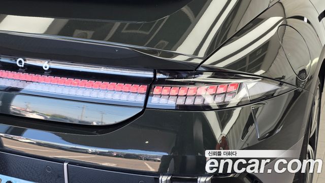 Hyundai Ioniq 6 Long Range Exclusive + 2023 — фото 23