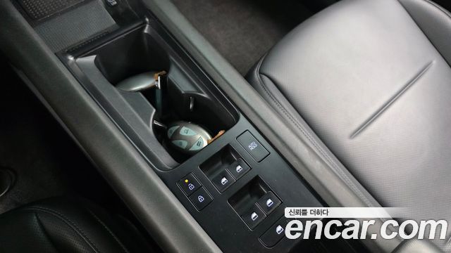 Hyundai Ioniq 6 Long Range Exclusive + 2023 — фото 27