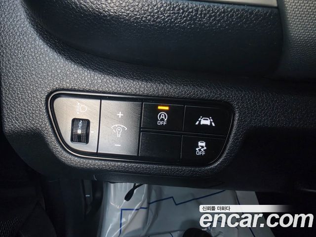 Kia Seltos Diesel 1.6 2WD Trendy 2021 — фото 21