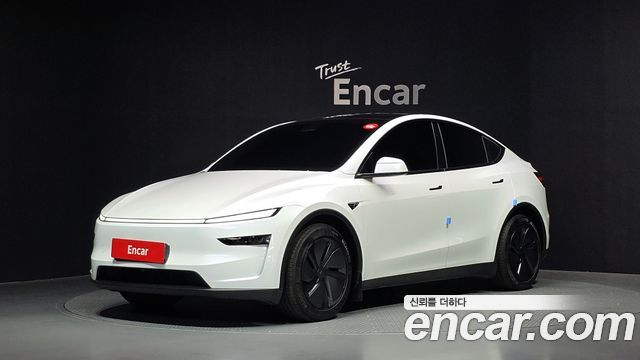 Tesla Model Y RWD
